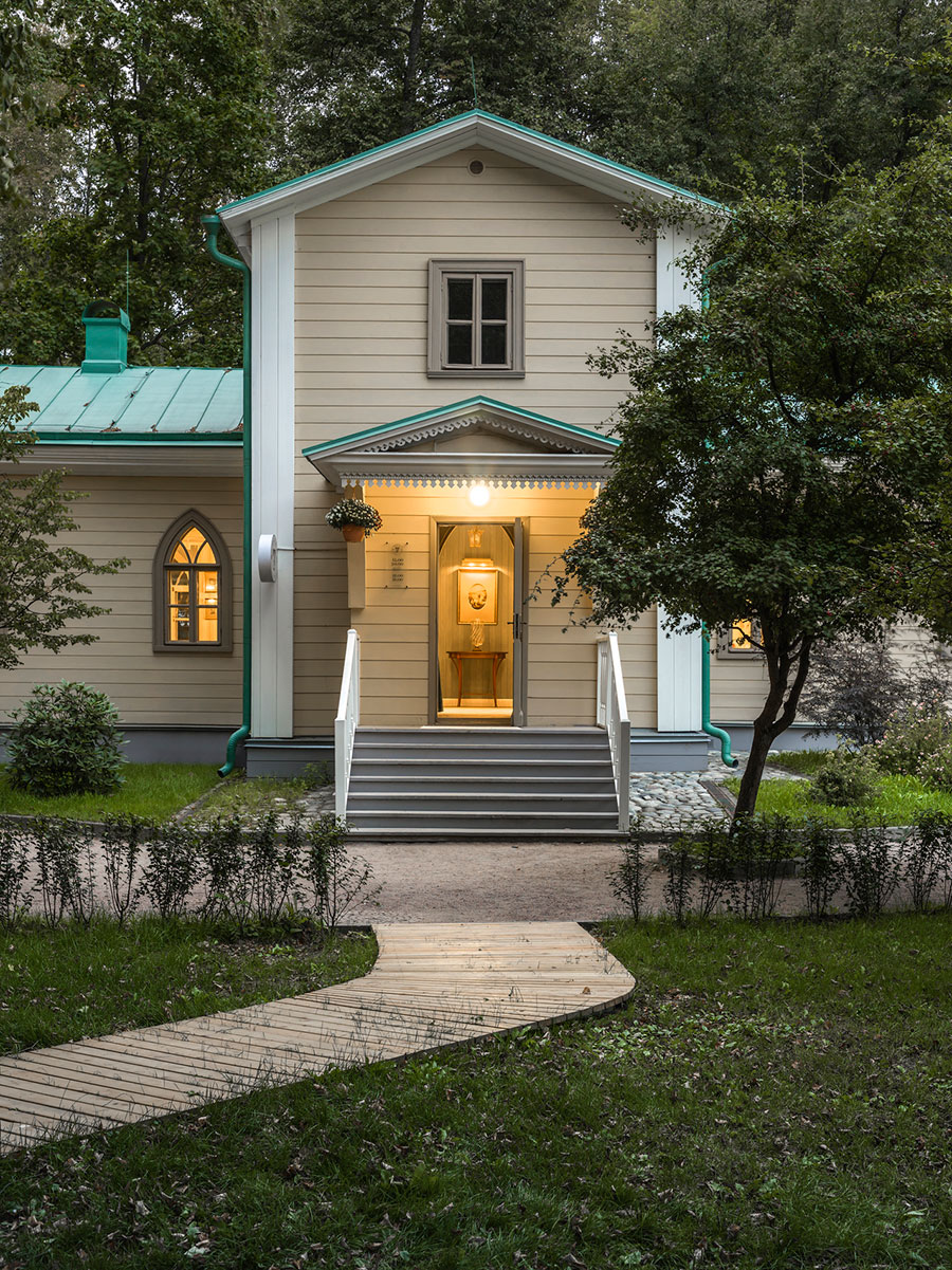 DEVELOPMENT STRATEGY FOR STATE MUSEUM ARKHANGELSKOYE ESTATE